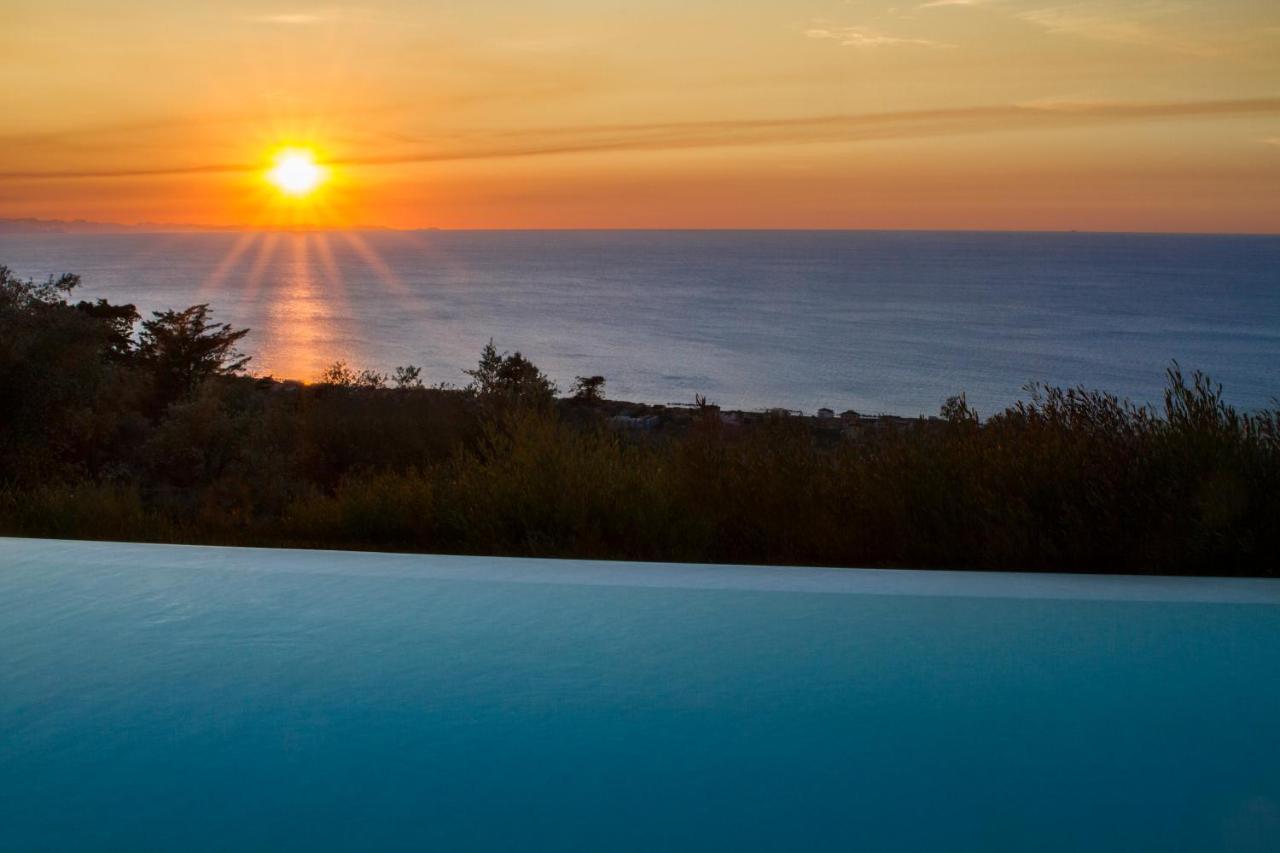 Villa Laura Capo dʼOrlando Eksteriør billede