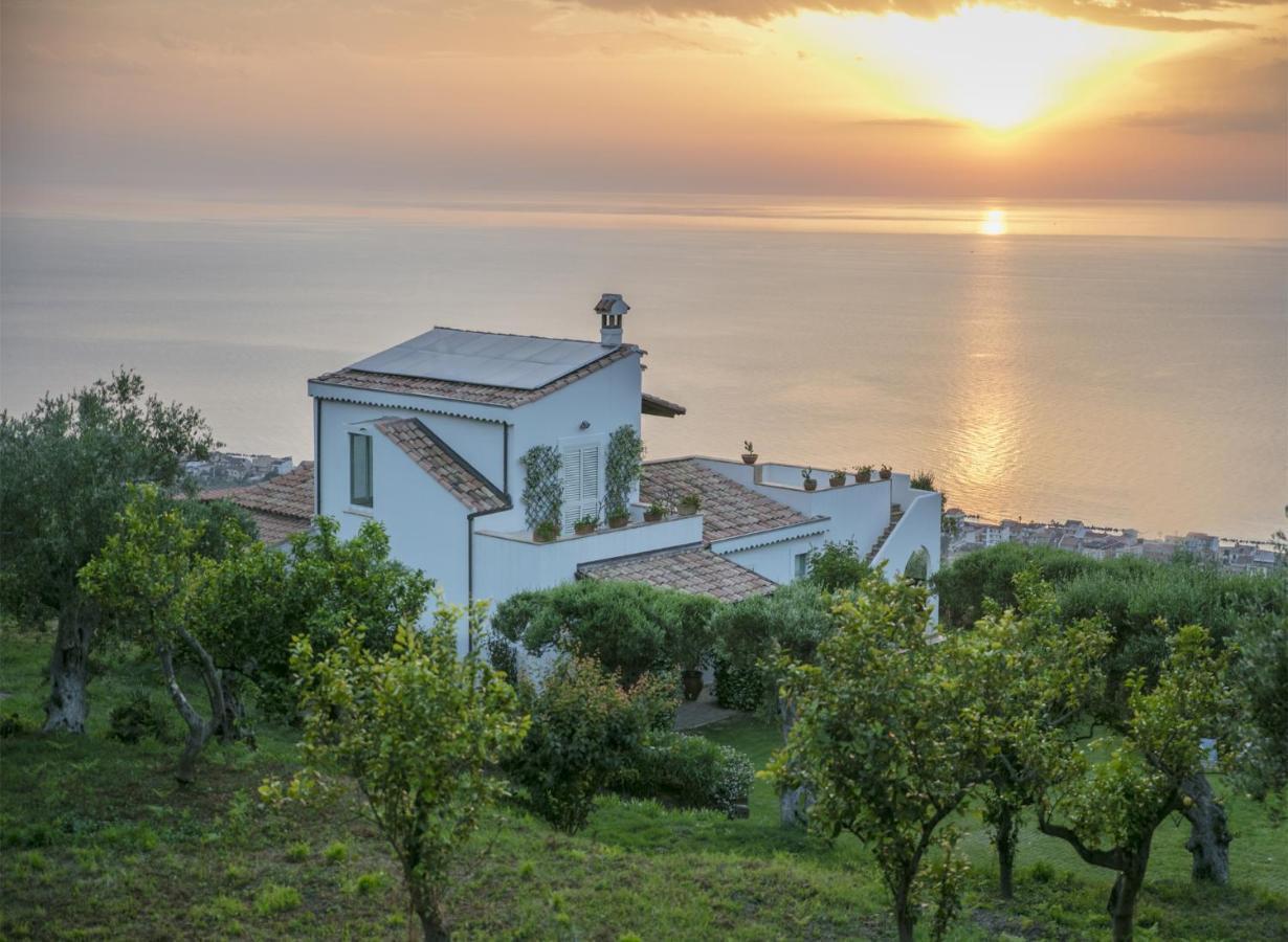 Villa Laura Capo dʼOrlando Eksteriør billede