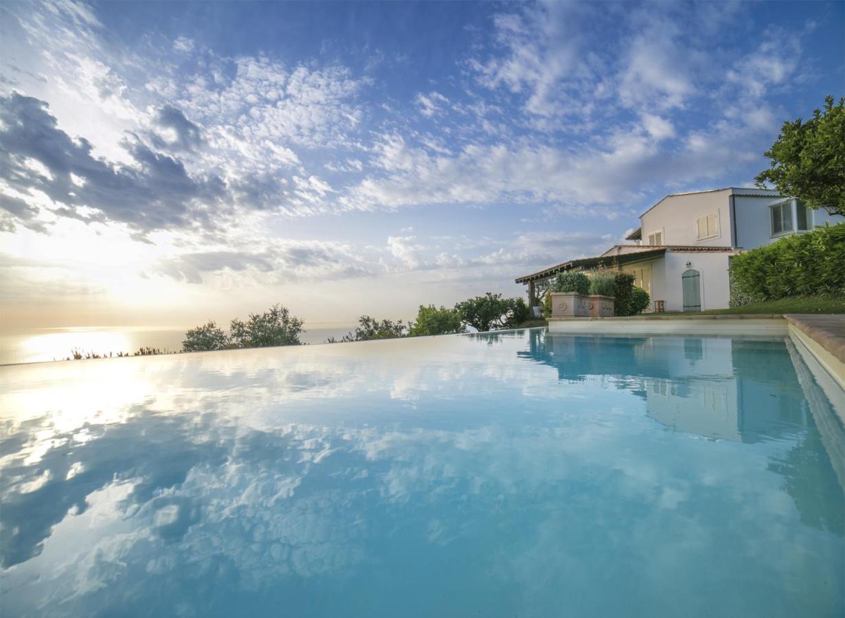 Villa Laura Capo dʼOrlando Eksteriør billede